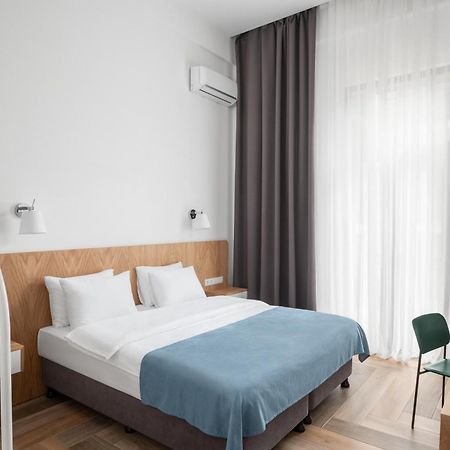 Mariinsky Boutique Hotel Batoumi Extérieur photo