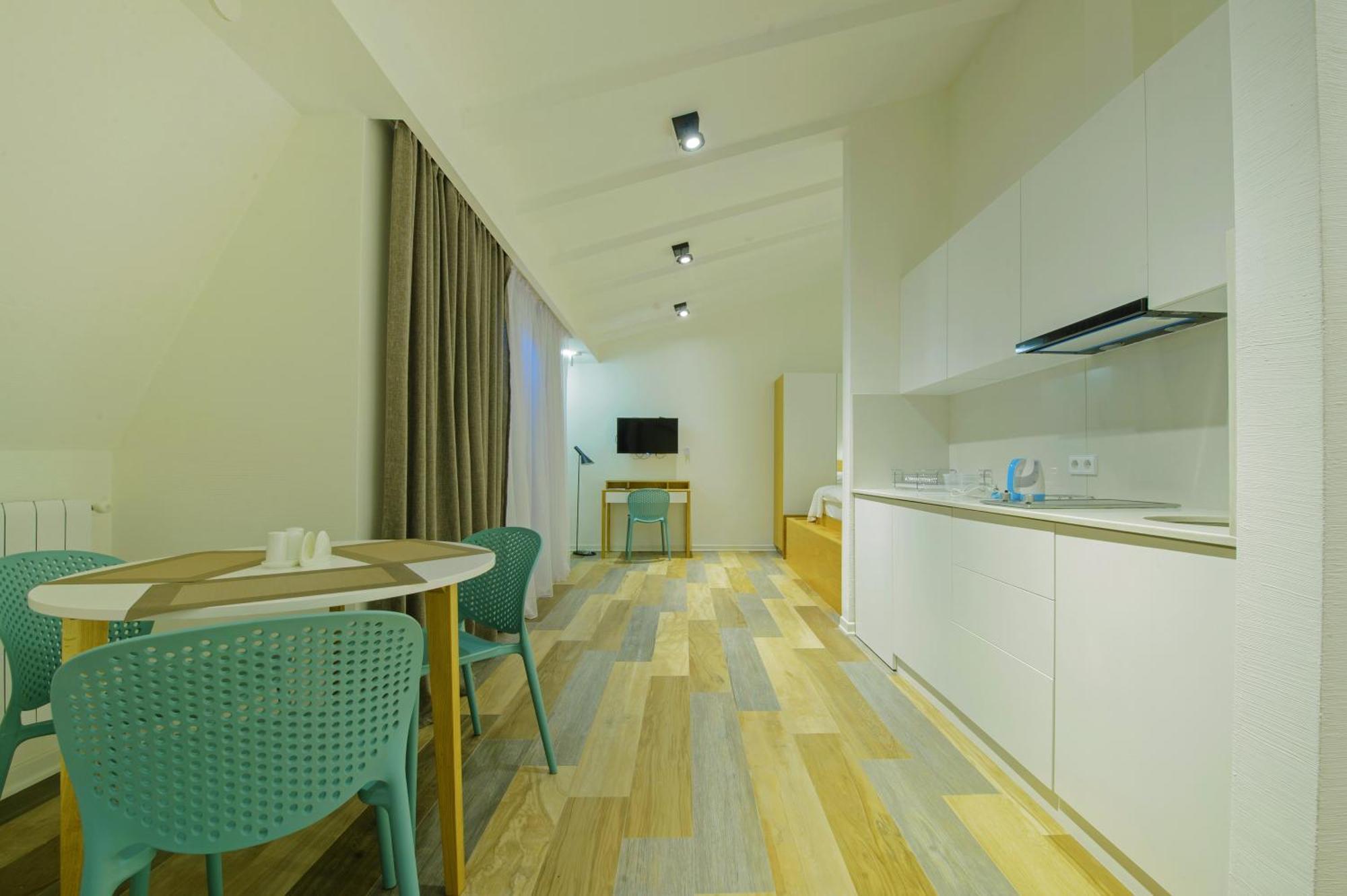 Mariinsky Boutique Hotel Batoumi Extérieur photo